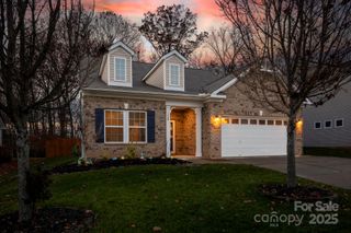 128 Paradise Hills Circle, Mooresville, NC 28115