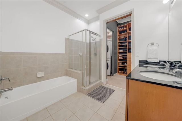 711 Cosmopolitan Drive NE 150, Atlanta, GA 30324