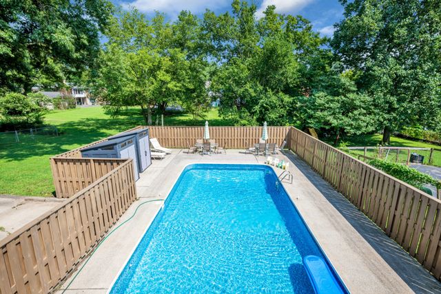 721 Goodpasture Ter, Nashville, TN 37221