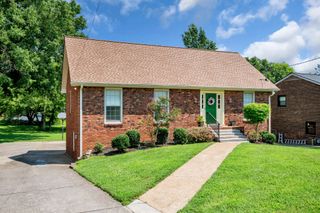 721 Goodpasture Ter, Nashville, TN 37221