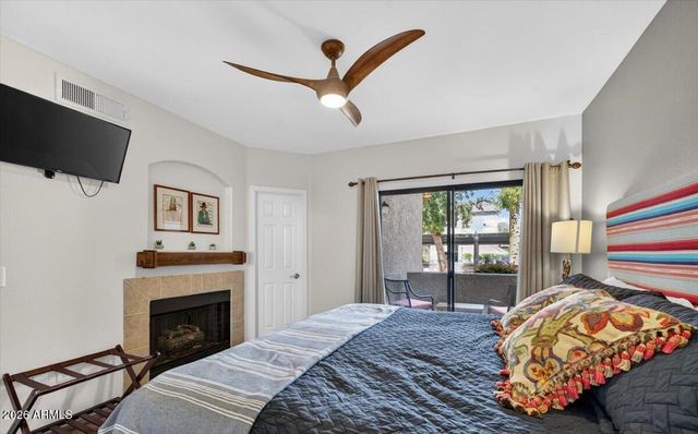 15095 N THOMPSON PEAK Parkway 1084, Scottsdale, AZ 85260