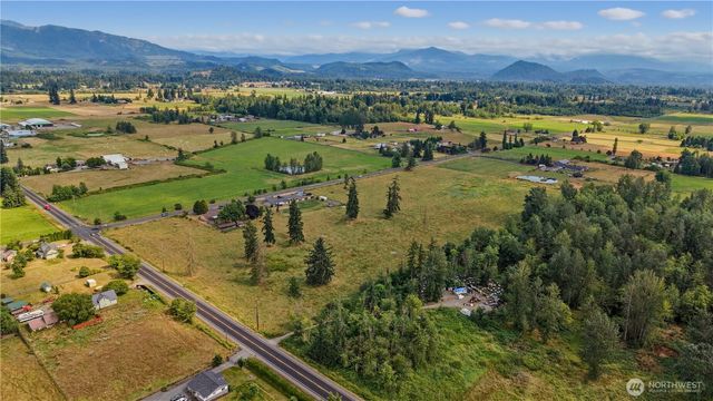 40127 244th Avenue SE, Enumclaw, WA 98022