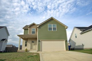 1147 Eagles Nest Ln, Clarksville, TN 37040