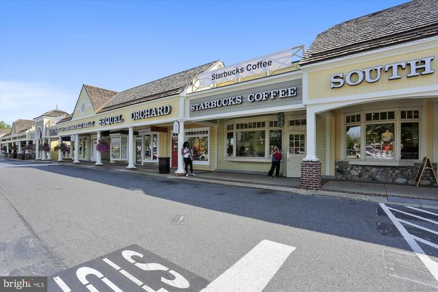 6001 MARQUETTE TER, Bethesda, MD 20817