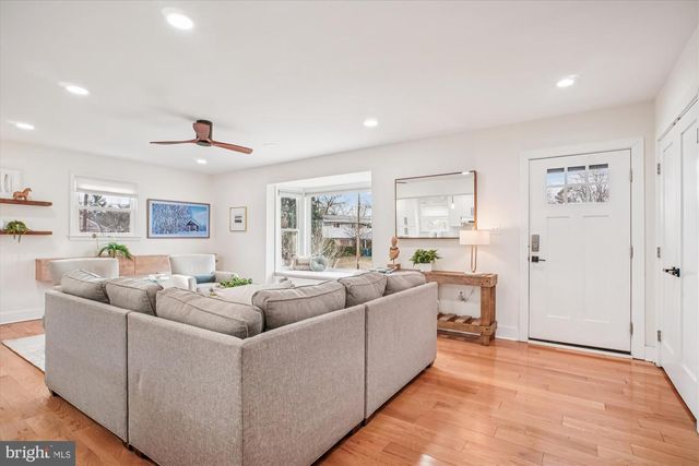 6001 MARQUETTE TER, Bethesda, MD 20817