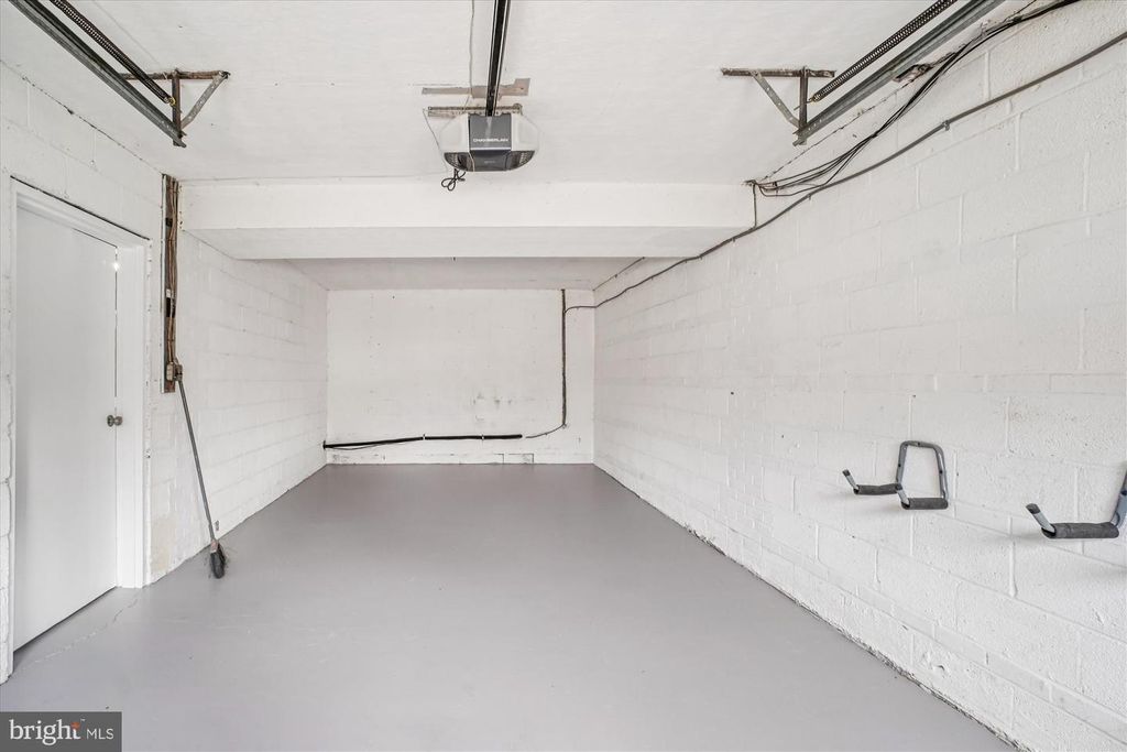 Image 31 of property listing at 6001 MARQUETTE TER, Bethesda, MD 20817