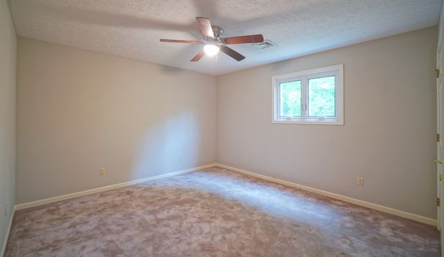 108 Geers Ct, Lebanon, TN 37087