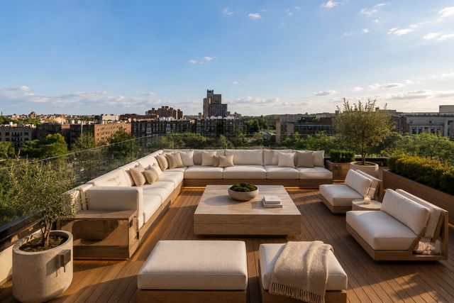 311 EASTERN Parkway PH6, New York City, NY 11238