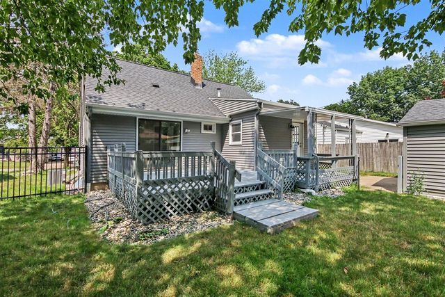 2738 Richards Drive, East Grand Rapids, MI 49506
