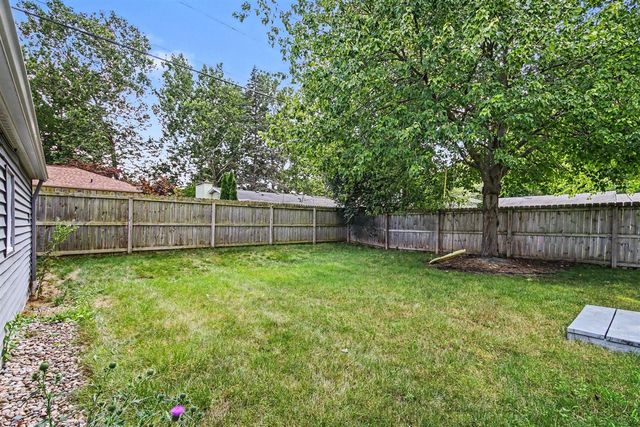 2738 Richards Drive, East Grand Rapids, MI 49506