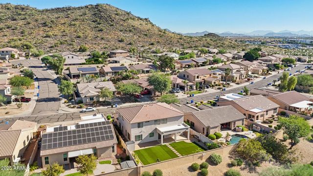 25426 N HACKBERRY Drive, Phoenix, AZ 85083