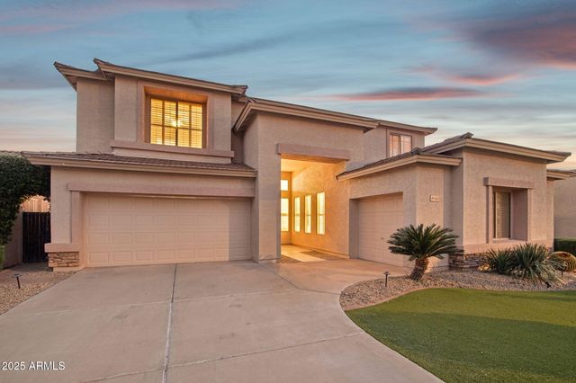 25426 N HACKBERRY Drive, Phoenix, AZ 85083