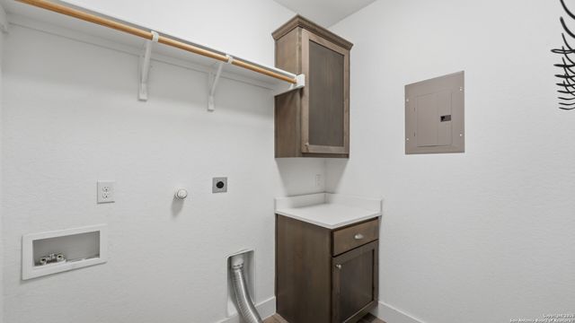1039 Primrose Path, Canyon Lake, TX 78133