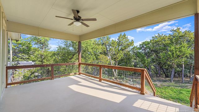 1039 Primrose Path, Canyon Lake, TX 78133