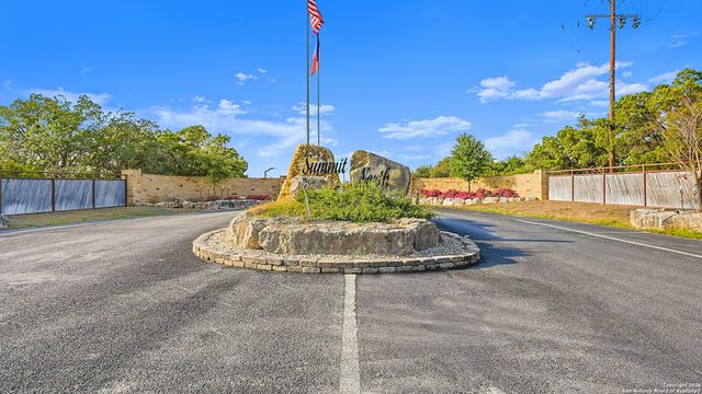 1039 Primrose Path, Canyon Lake, TX 78133