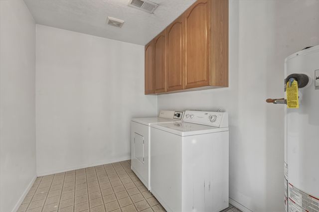 1112 Clemente Street SW, Albuquerque, NM 87121