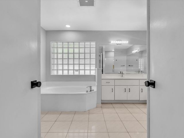 10434 NW 6th Court, Coral Springs, FL 33071
