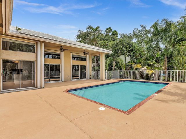 10434 NW 6th Court, Coral Springs, FL 33071
