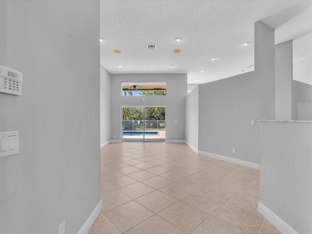 10434 NW 6th Court, Coral Springs, FL 33071