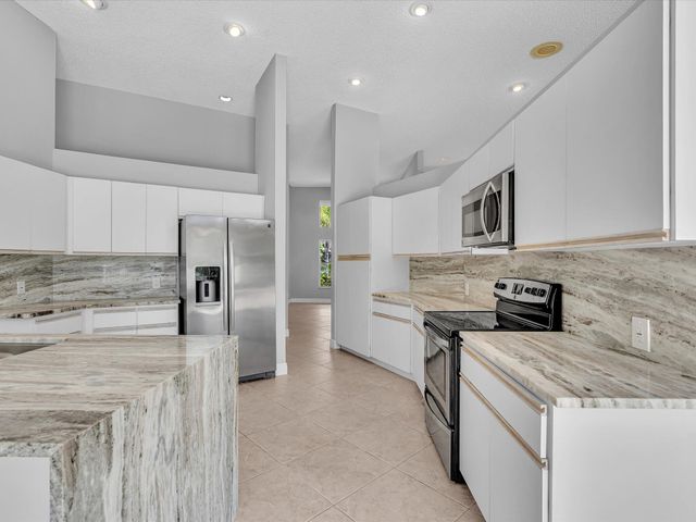 10434 NW 6th Court, Coral Springs, FL 33071
