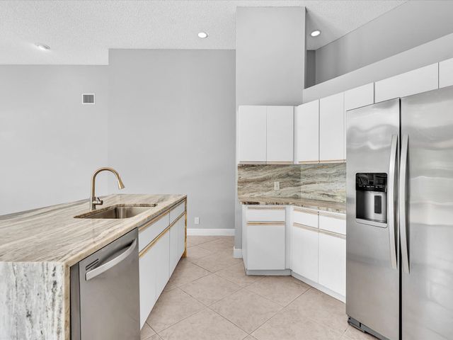 10434 NW 6th Court, Coral Springs, FL 33071