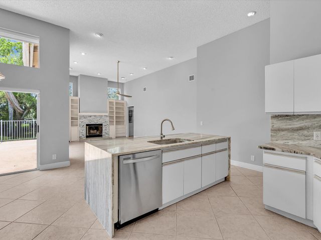 10434 NW 6th Court, Coral Springs, FL 33071