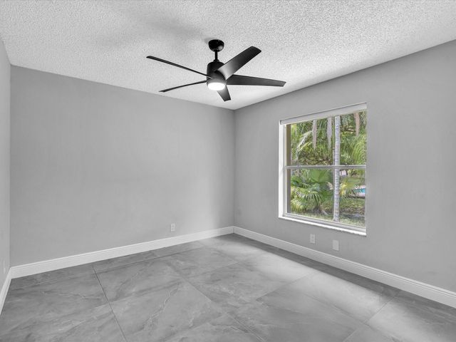 10434 NW 6th Court, Coral Springs, FL 33071