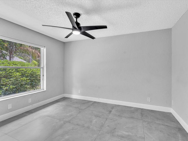 10434 NW 6th Court, Coral Springs, FL 33071