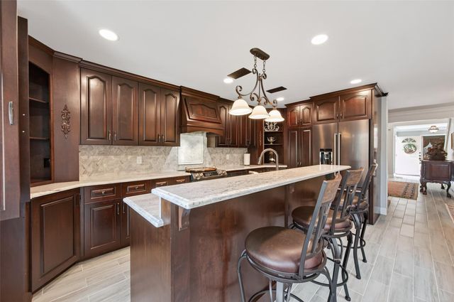 11622 Village Place Drive 328, Houston, TX 77077