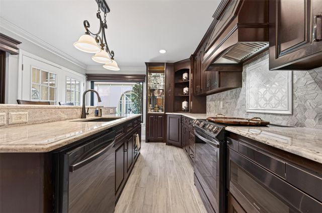 11622 Village Place Drive 328, Houston, TX 77077