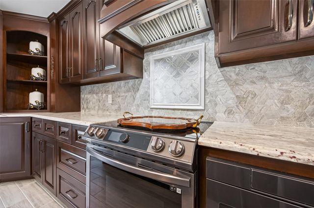 11622 Village Place Drive 328, Houston, TX 77077