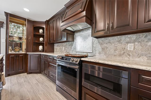 11622 Village Place Drive 328, Houston, TX 77077