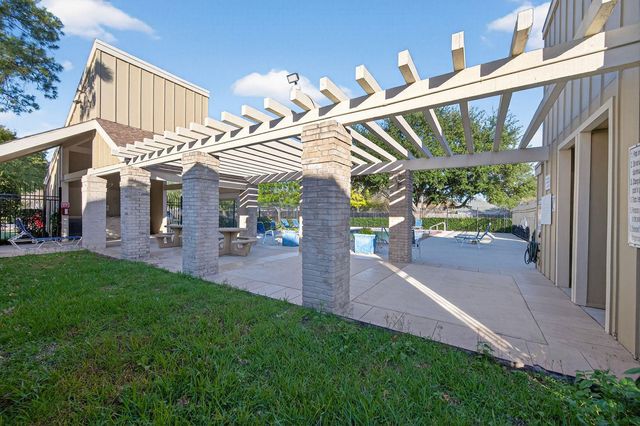 11622 Village Place Drive 328, Houston, TX 77077