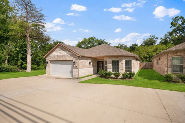 901 E Jefferson Street, Van Alstyne, TX 75495