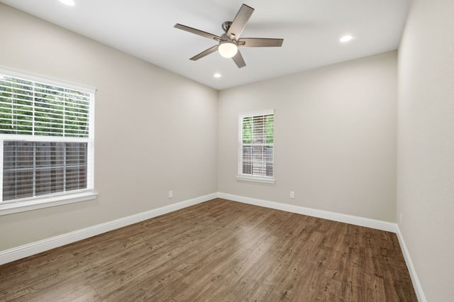901 E Jefferson Street, Van Alstyne, TX 75495