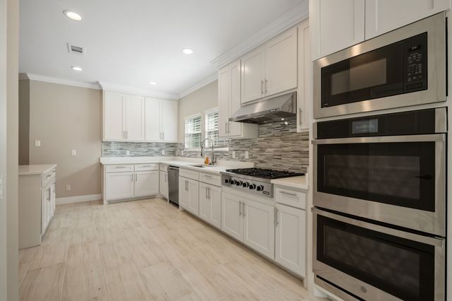 901 E Jefferson Street, Van Alstyne, TX 75495