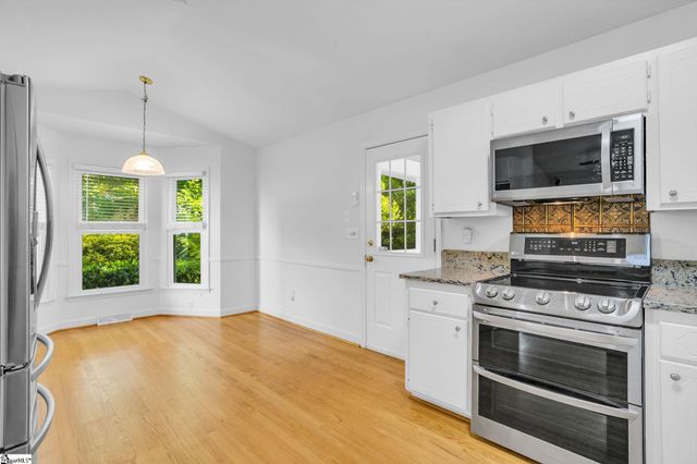 6 Goblet Court, Greenville, SC 29609