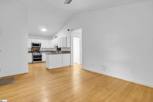 6 Goblet Court, Greenville, SC 29609