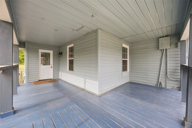 4305 Templeton Street, Greenville, TX 75401