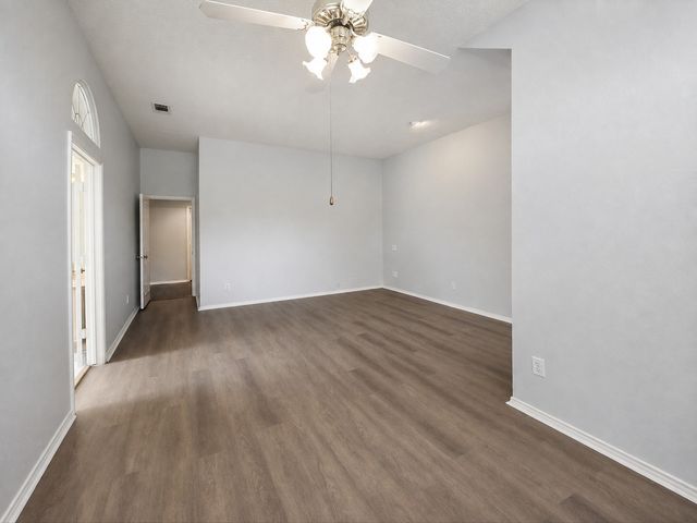 10512 Napa Valley Drive, Frisco, TX 75035
