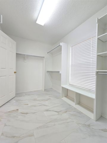 10512 Napa Valley Drive, Frisco, TX 75035