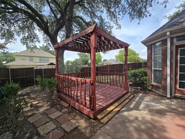 10512 Napa Valley Drive, Frisco, TX 75035
