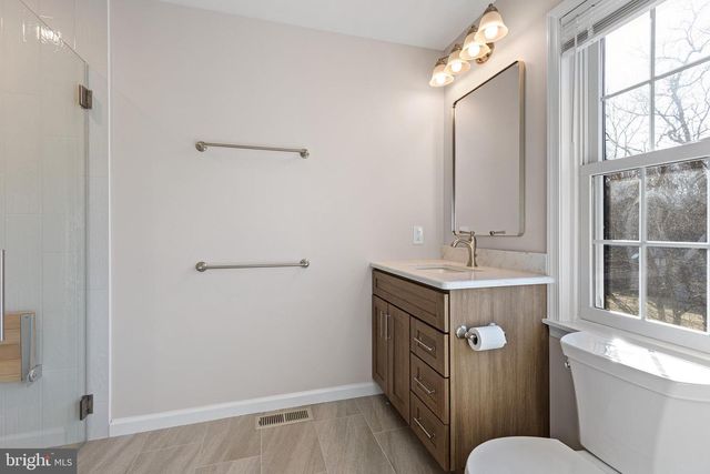 10 AMARANTH DR, Newark, DE 19711