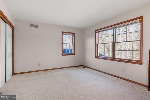 10 AMARANTH DR, Newark, DE 19711