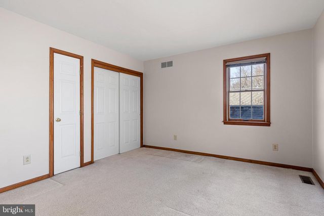 10 AMARANTH DR, Newark, DE 19711