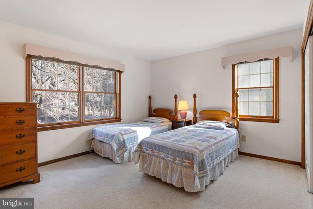 10 AMARANTH DR, Newark, DE 19711