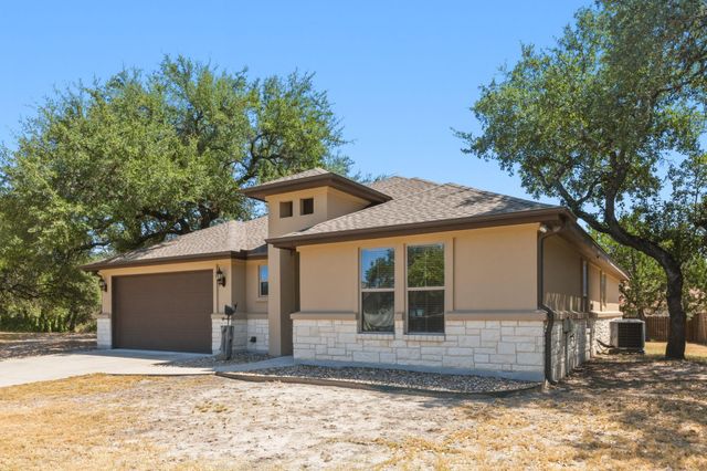 18817 Kelly DR, Lago Vista, TX 78645