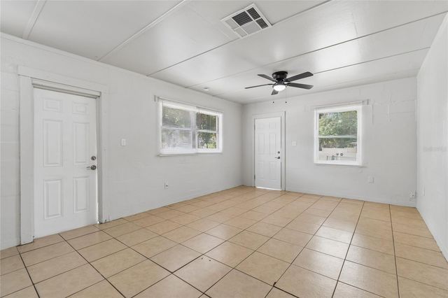 9801 N 11TH STREET A, Tampa, FL 33612