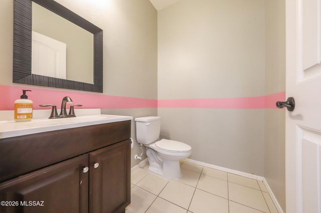 8754 N Mugho Pine Trail, Tucson, AZ 85743