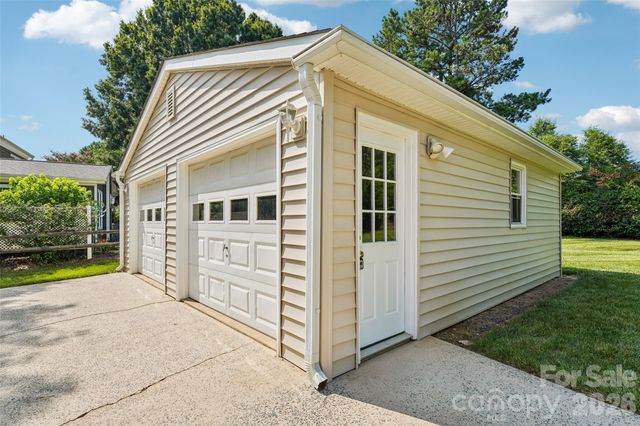 11616 Parks Farm Lane, Charlotte, NC 28277
